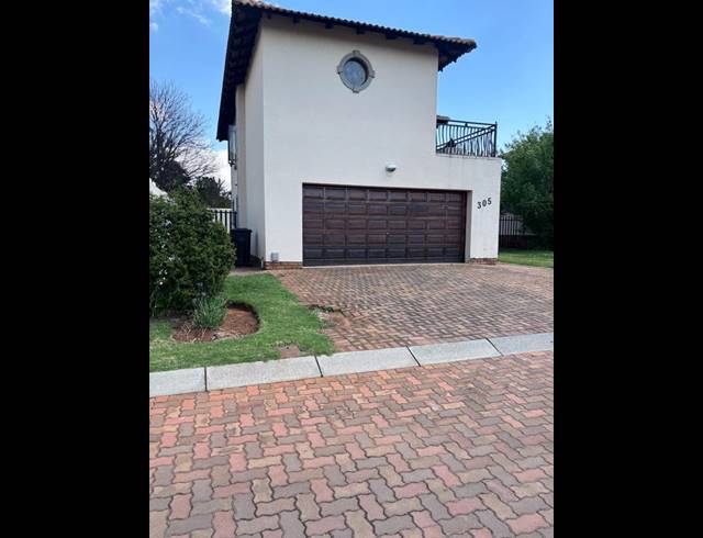 3 BEDROOM PROPERTY TO RENT IN KENLEAF